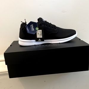 Travis Mathew The Daily Knit Black Golf Shoe size 11